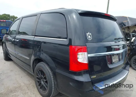 2016 Chrysler Town & Country Touring from USA, damaged, VIN 2C4RC1BG6GR148202